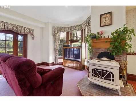 4403 NE 290th Street La Center WA 98629