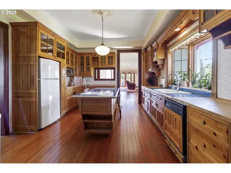 4403 NE 290th Street La Center WA 98629
