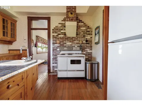 4403 NE 290th Street La Center WA 98629