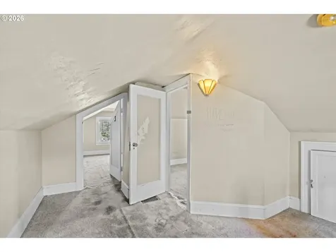 12020 NE San Rafael Street Portland OR 97220