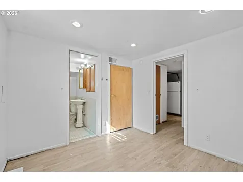 12020 NE San Rafael Street Portland OR 97220
