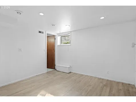 12020 NE San Rafael Street Portland OR 97220