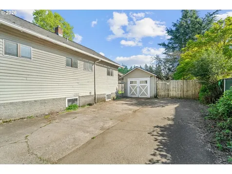 12020 NE San Rafael Street Portland OR 97220