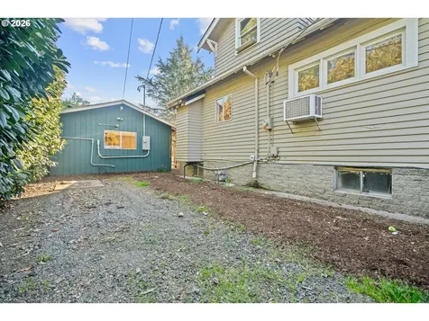 12020 NE San Rafael Street Portland OR 97220
