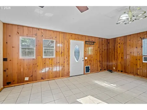 12020 NE San Rafael Street Portland OR 97220