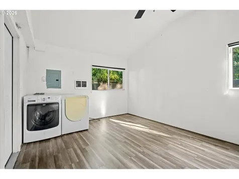 12020 NE San Rafael Street Portland OR 97220
