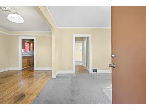 12020 NE San Rafael Street Portland OR 97220