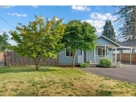 11144 NE Knott Street Portland OR 97220