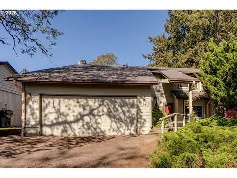 18140 Stonewood Drive Gladstone OR 97027