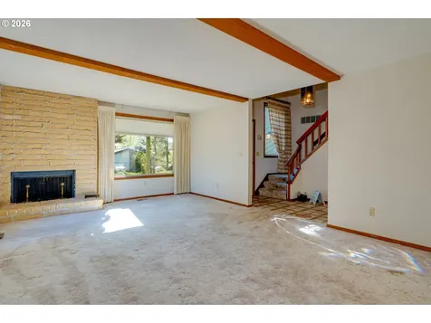 18140 Stonewood Drive Gladstone OR 97027