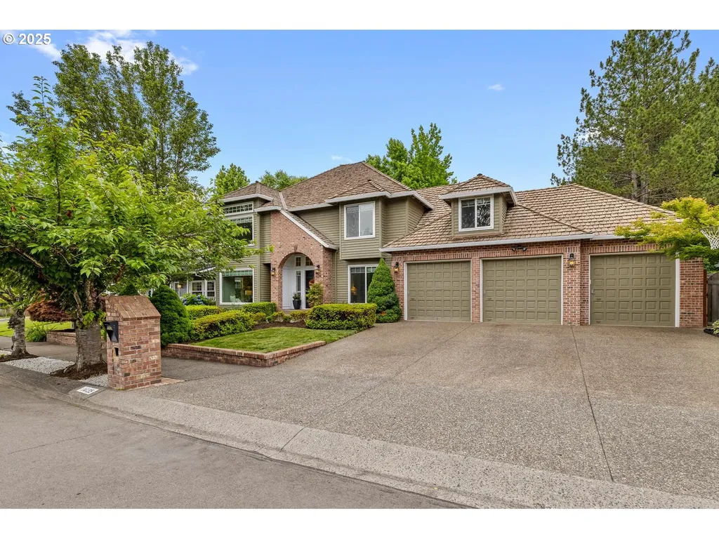 14135 Edenberry Drive Lake Oswego OR 97035