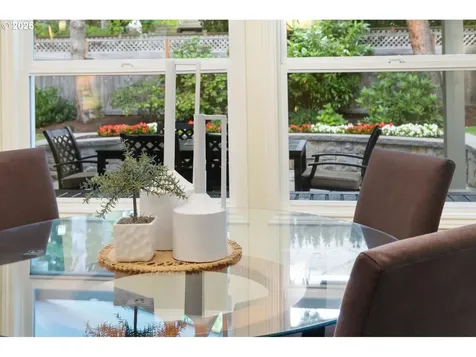 14135 Edenberry Drive Lake Oswego OR 97035