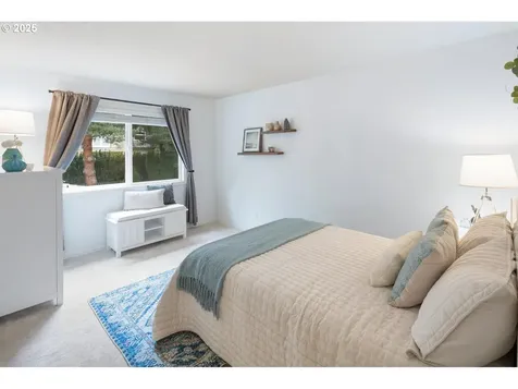 14135 Edenberry Drive Lake Oswego OR 97035