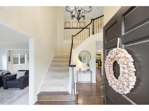 14135 Edenberry Drive Lake Oswego OR 97035