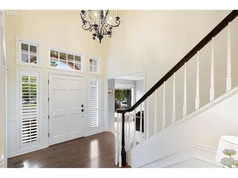 14135 Edenberry Drive Lake Oswego OR 97035