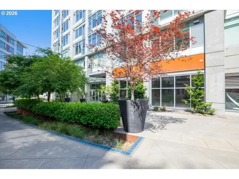 1926 W Burnside Street Portland OR 97209