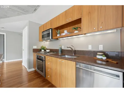 1926 W Burnside Street Portland OR 97209