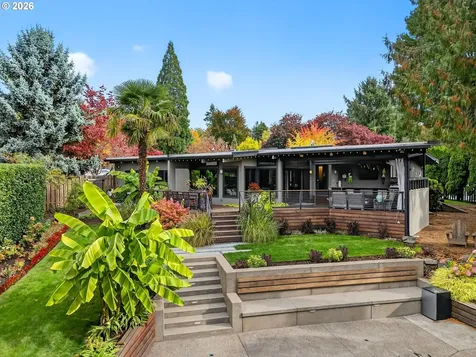 6736 SW Hamilton Court Portland OR 97225