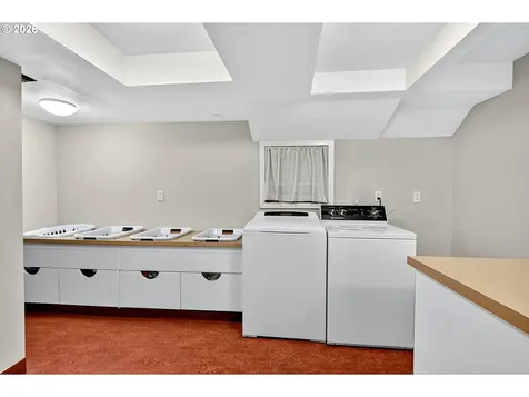 6736 SW Hamilton Court Portland OR 97225