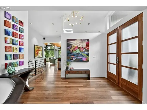 6736 SW Hamilton Court Portland OR 97225