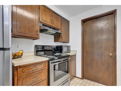 2480 Chuckanut Street Eugene OR 97408