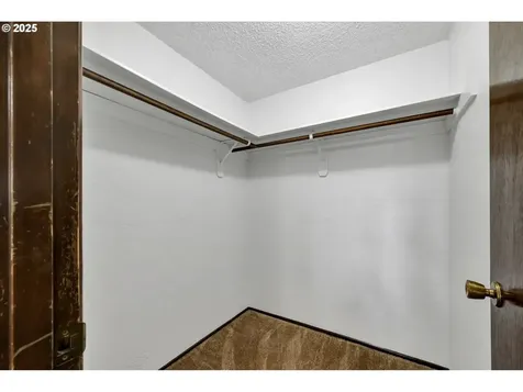 2480 Chuckanut Street Eugene OR 97408