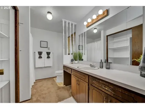 2480 Chuckanut Street Eugene OR 97408
