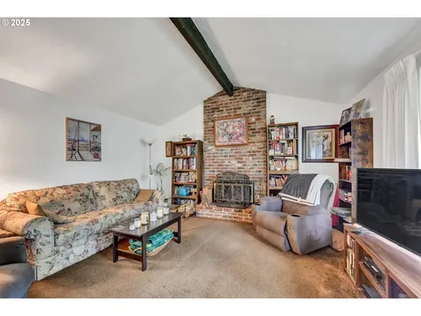 2480 Chuckanut Street Eugene OR 97408