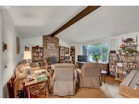 2480 Chuckanut Street Eugene OR 97408