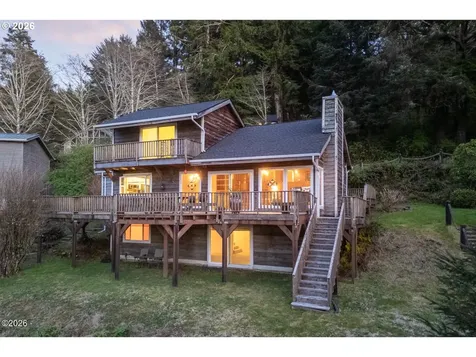 5300 S Fairway Road Neskowin OR 97149