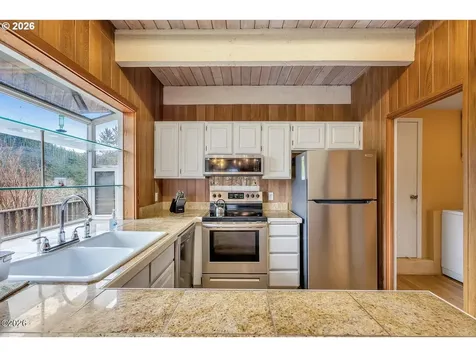 5300 S Fairway Road Neskowin OR 97149