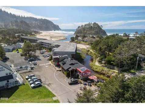 5300 S Fairway Road Neskowin OR 97149