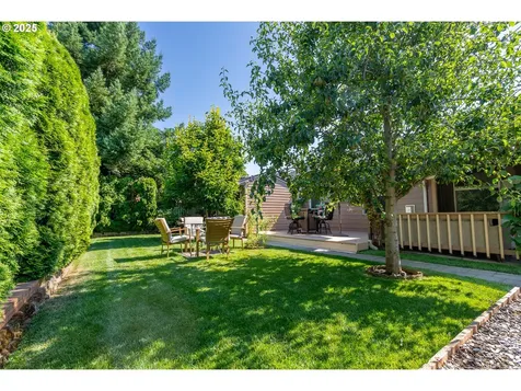 2803 Revere Street Woodburn OR 97071