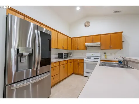 2803 Revere Street Woodburn OR 97071