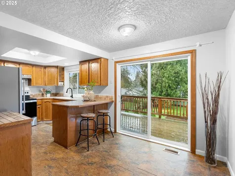 8607 NW 4th Avenue Vancouver WA 98665