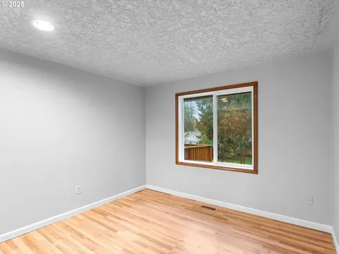 8607 NW 4th Avenue Vancouver WA 98665