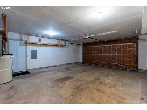 8607 NW 4th Avenue Vancouver WA 98665