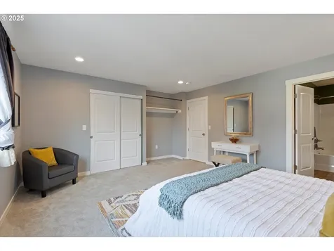 570 NE 55th Avenue Portland OR 97213