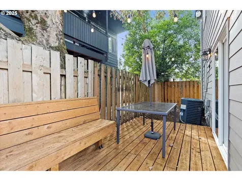 570 NE 55th Avenue Portland OR 97213