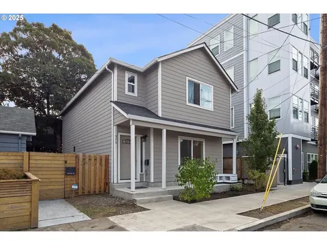 570 NE 55th Avenue Portland OR 97213