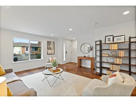 570 NE 55th Avenue Portland OR 97213