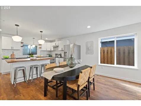 570 NE 55th Avenue Portland OR 97213