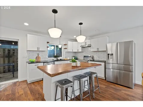 570 NE 55th Avenue Portland OR 97213