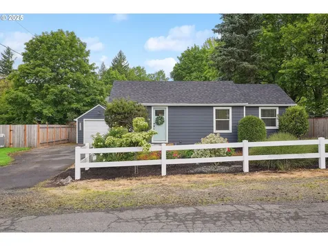 4803 SW Dickinson Street Portland OR 97219