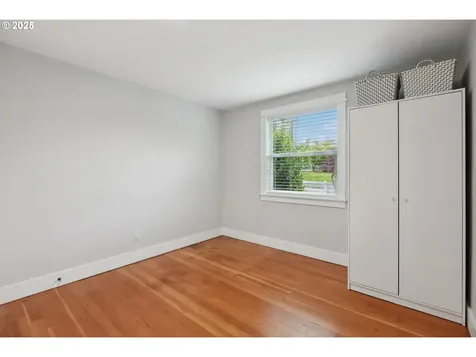 4803 SW Dickinson Street Portland OR 97219