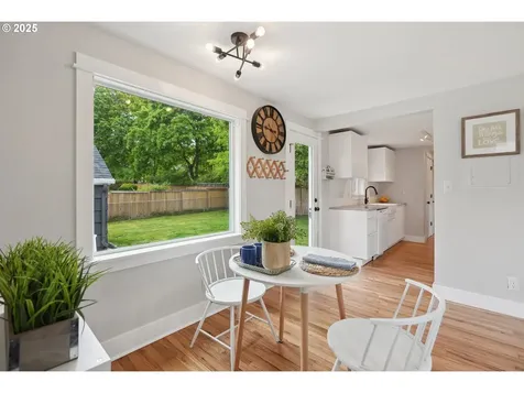 4803 SW Dickinson Street Portland OR 97219