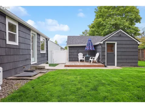 4803 SW Dickinson Street Portland OR 97219