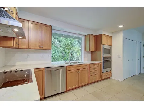 15318 SE 28th Way Vancouver WA 98683