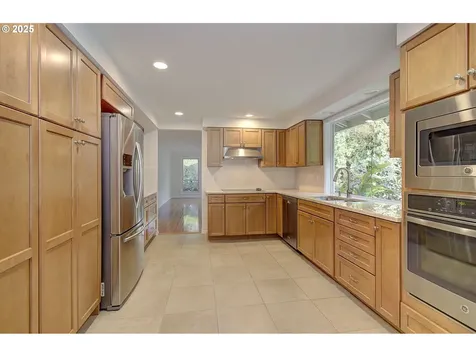 15318 SE 28th Way Vancouver WA 98683