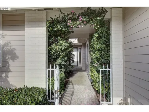 15318 SE 28th Way Vancouver WA 98683